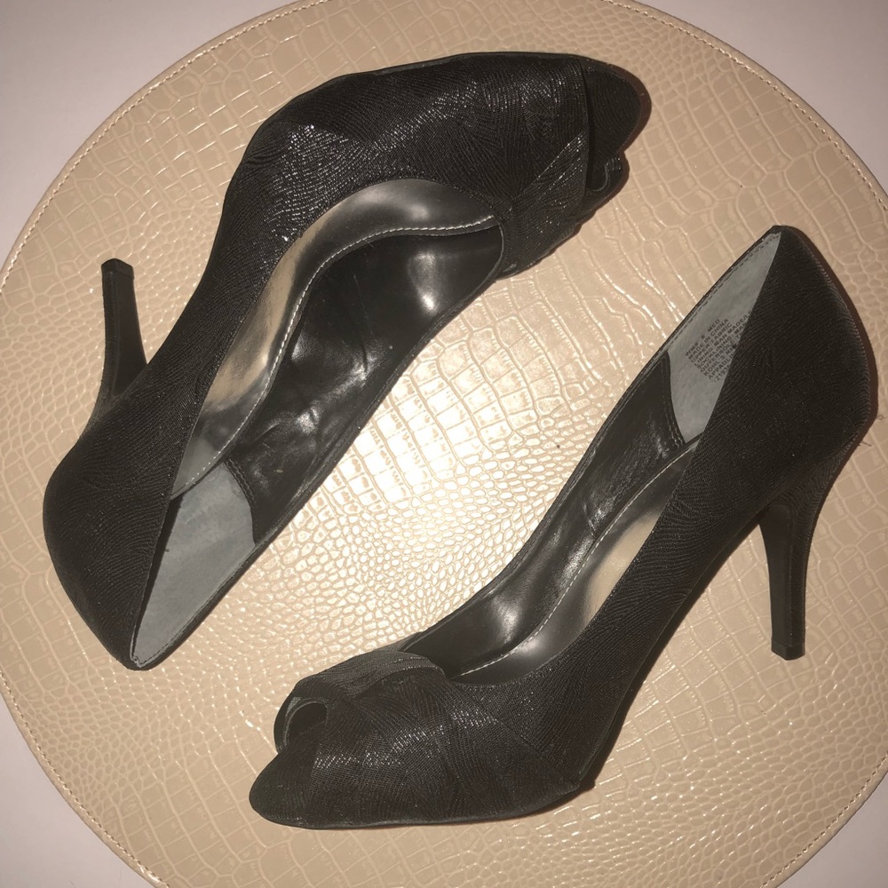 🌺Apt 9 black heels.